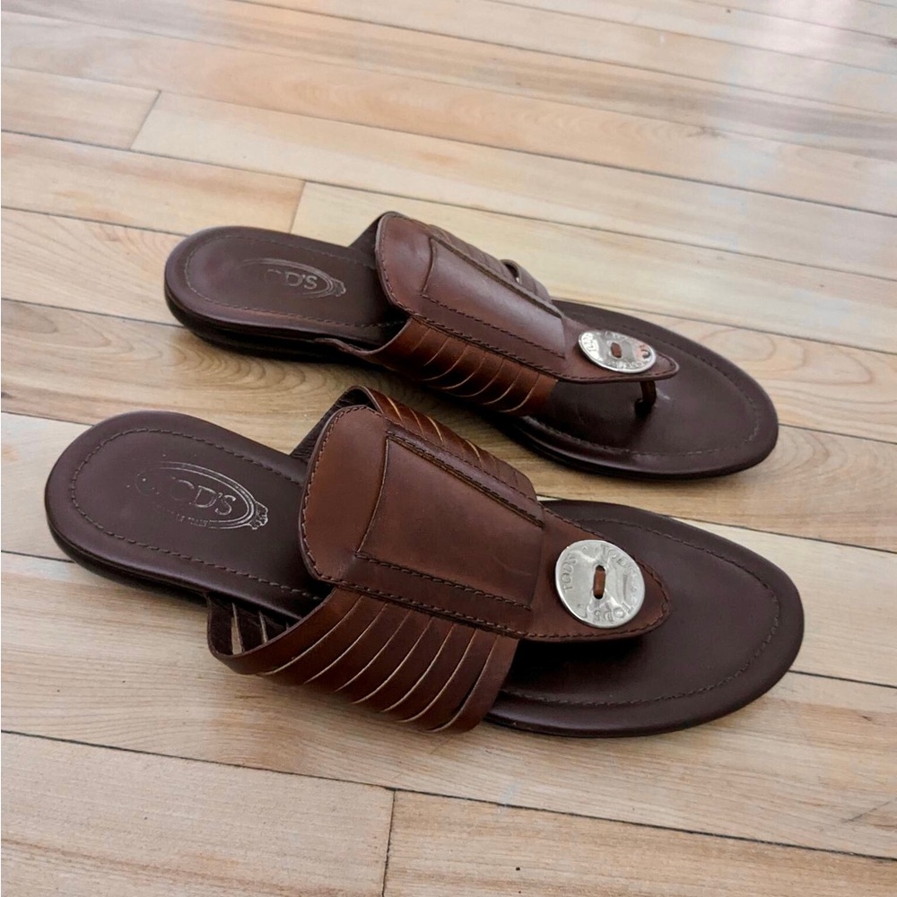 Tod’s Brown Leather Silver Accent Slip-On Flat Sandals